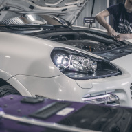 Замена линз в фарах Porsche Cayenne и стекол фар на новые