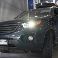 Kia Sorento - вернули свет фарам, замена линз на BI-LED